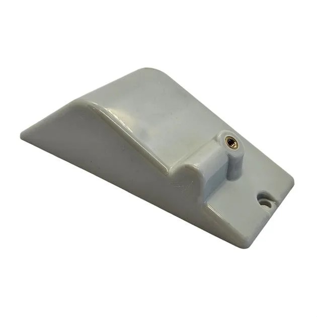 Çuvalağzı Dikiş Makinesi Üçgen Plastik Kapak / 6001006 (245014) BC-1-21 görseli 3