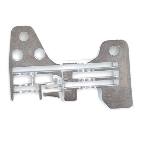 Juki Overlok 6700 6 İp Penye Plaka / R4608-J6D-E01 görseli 2