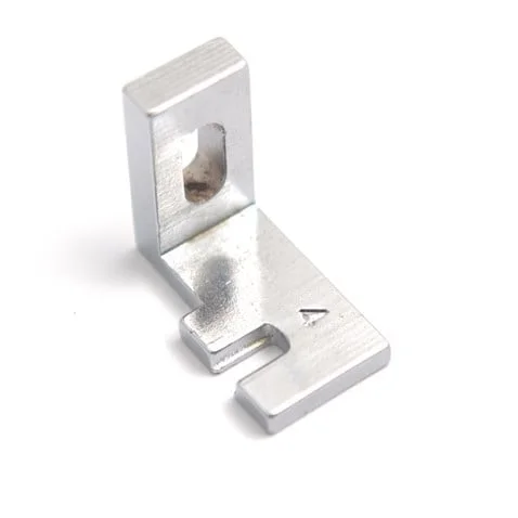 Juki Top Düğme 4mm Ayak / B2419-372-000 görseli 2