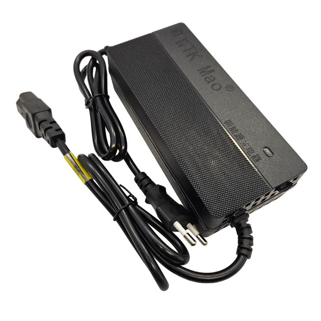 Akülü Çuvalağzı Dikiş Makinesi Şarj Adaptörü / GK9-370-C görseli 3