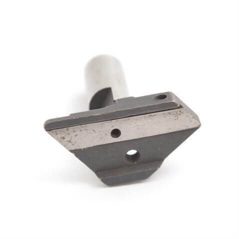 Juki Overlok 3600-3900 4 İp Alt Bıçak Kütük / 121-32700 görseli 3